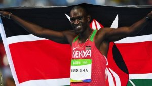 David Rudisha wabaye uwa mbere ku isi mu kwiruka 800m yarokotse impanuka y'indege