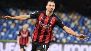 Zlatan Ibrahimovic yongeye kwiyita imana anasezeranya ibitangaza abafana