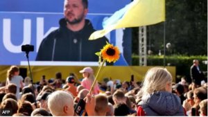 OTAN yakomeje guhisha Ukraine igihe izayifungurira imiryango