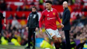 Umuriro watse hagati y'umutoza Erik Ten Hag n'umukinnyi we Jadon Sancho