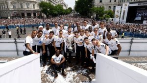 Real Madrid yeretse igikombe abafana mu birori bidasanzwe [AMAFOTO]