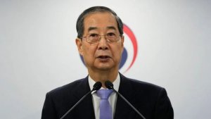 Koreya y'Epfo: Urukiko rwagaruye Minisitiri w'Intebe ku butegetsi