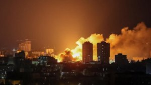 U Burusiya bwagabye igitero cya 'drone' i Kyiv gihitana bane