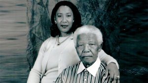 Umukobwa wa Mandela yatsinze urubanza rwo kugurisha imitungo ya Se