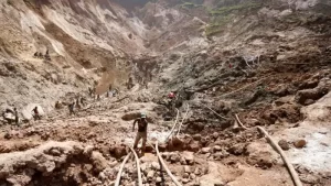 DR Congo: Abacukuzi 11 bapfiriye mu ihirima ry'ikirombe cya Tilwizembe