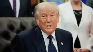 Trump: Uranium ya Iran bagomba kuyiduha nonaha cyangwa ikangirizwa ahantu humvikanyweho
