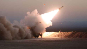 Iran yateguje Amerika ibitero bikomeye nisubukura intambara