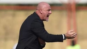 Biravugwa: Rayon Sports yamaze kumvikana n'umutoza watoje Reims