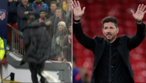 Diego Simeone yavuze ku bafana ba United bamuteye amacupa menshi amaze kubatsinda