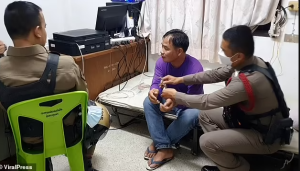 Yafunzwe azira kurasa igitsina cy'umugabo wakundanaga n'umugore batandukanye