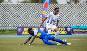 Rayon Sports iri mu biganiro n'abakinnyi bane bamenyereye shampiyona y'u Rwanda