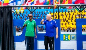 Perezida Kagame yanenze umujyi wa Kigali ku kibazo cya Moteri icana amatara kuri Kigali Pele Stadium.