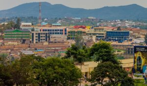 Muhanga:Padiri wafunzwe ashinjwa guhana bikabije abanyeshuri yarekuwe ahabwa amategeko yihariye 