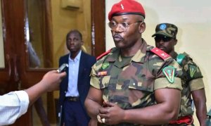 Tshisekedi yafunze Jenerali uzwiho kuvuga ko ari we uzarangiza M23