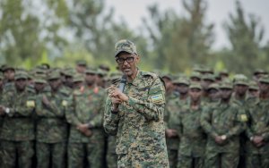 Perezida Kagame yazamuye mu ntera bamwe mu basirikare