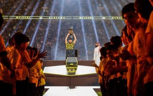 Yakiriwe nk'umwami ! Benzema yaraye asesekaye kuri sitade y'ikipe ya Al Ittihad[AMAFOTO]