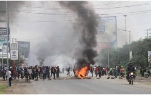 Kenya: Polisi yafunze abarenga 110 bari mu myigaragambyo