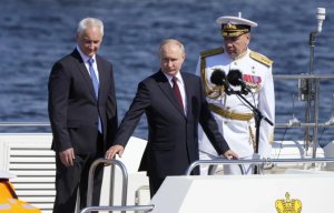 Uburusiya: Vladimir Poutine araburira ku ntambara nshya y'ubutita
