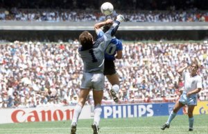 Umwenda Maradona yambaye mu gikombe cy'Isi 1986 wagurishijwe akayabo kadasanzwe
