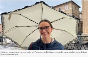 Abanyagatolika bizihije isabukuru y'imyaka 12 Francis amaze ari Papa bamusabira ngo akire