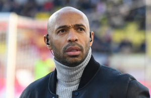 Thierry Henry yahishuye umukinnyi yizeye ko arafasha Arsenal kwigaranzura Man City
