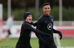 Abakinnyi 2 b'ikipe y'Ubwongereza bafatanwe abakobwa muri hoteli muri Iceland