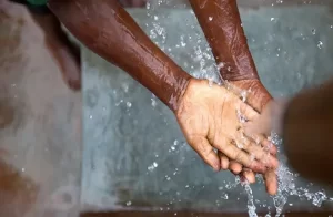 Abaturage 15.000 b'i Gatsibo bagiye kwegerezwa amazi meza