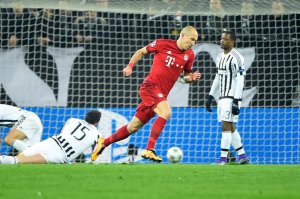 Kabuhariwe Arjen Robben yasezeye ku mupira w'amaguru burundu