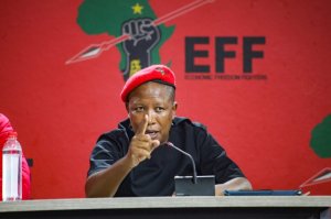 Afurika y'Epfo: Umudepite yahamijwe ibyaha brimo gukoresha imbunda mu buryo bunyuranyije n'amategeko