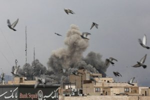 Amerika yateganyije ko intambara yatangije kuri Iran izamara ibyumweru bitanu