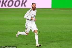 Zidane yatangaje ikintu gikomeye yifuriza Sergio Ramos ukomeje gutsinda ibitego