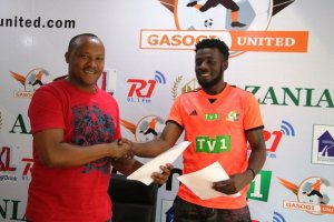 Gasogi United yahaye Kwizera Olivier iminsi 2 yo kuba yayisinyiye cyangwa akajyanwa mu nkiko