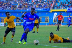 Rugwiro Herve yandikiye Sadate amusaba kugoboka abakinnyi bamerewe nabi