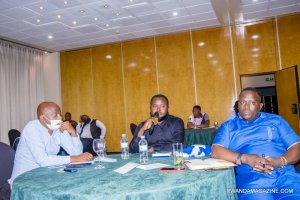 Murenzi Abdallah n'abandi bavuga rikijyana muri Rayon Sports bakusanyije asaga miliyoni 15 FRW zo kubaka ikipe