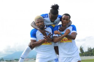 Avugwa mu mikino mu Rwanda: FERWAFA yongereye abanyamahanga bemerewe kwinjira mu kibuga inatangaza igihe shampiyona izatangirira//Abayobozi ba Musanze FC beguriye rimwe
