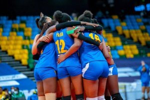 Abanyarwanda barakaye cyane kubera gusezererwa ku ikipe y'igihugu muri Volleyball