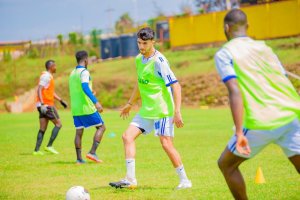Ba banya Maroc na Muhire Kevin batangiye imyitozo muri Rayon Sports,Rutahizamu Sanogo arasinya [AMAFOTO]