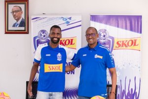 Rayon Sports yamaze gusinyisha Muhire Kevin na Chrismar yakuye muri Brazil