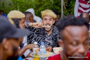 Perezida wa Rayon Sports yahaye noheli abakinnyi nabo bamuha isezerano rikomeye [AMAFOTO]