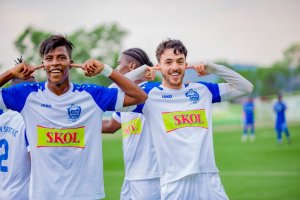 Rayon Sports yamaze gutandukana na Rharb Youssef na mugenzi we yatijwe na Raja Casablanca