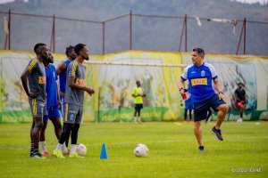 Umutoza mushya wa Rayon Sports yakoresheje imyitozo ya mbere [AMAFOTO]