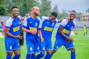 Abanyamahanga 2 nibo banze gutera umugongo Rayon Sports ku mukino wa Police FC
