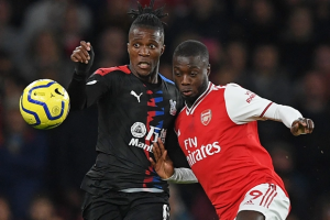 Wilfried Zaha yahishuye ingeso mbi Pepe afite yatumye ahunga icyumba babanagamo
