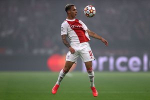 Umutoza wa Ajax yibasiye Manchester United ayishinja gusesagura amafaranga