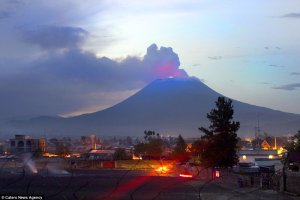 Abatuye Goma na Gisenyi bahawe umuburo kubera Nyiragongo na Nyamuragira