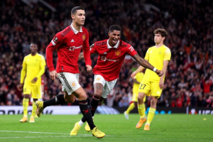 Pep Guardiola yahishuye ubwoba afitiye Manchester United