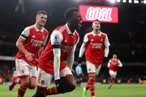 Arsenal yahaye ibyishimo bisendereye abakunzi bayo