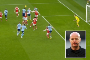 Umusifuzi wahemukiye cyane Arsenal yahise asezera ku mirimo ye