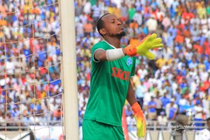 Umunyezamu Mazimpaka wahesheje igikombe Rayon Sports yasezeye kuri ruhago