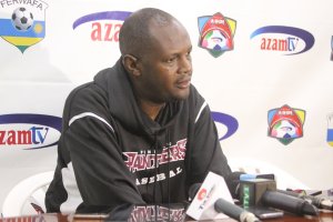 Barashonje pe !!!! Umutoza wa Rwamagana City yatatse inzara y'amezi atatu